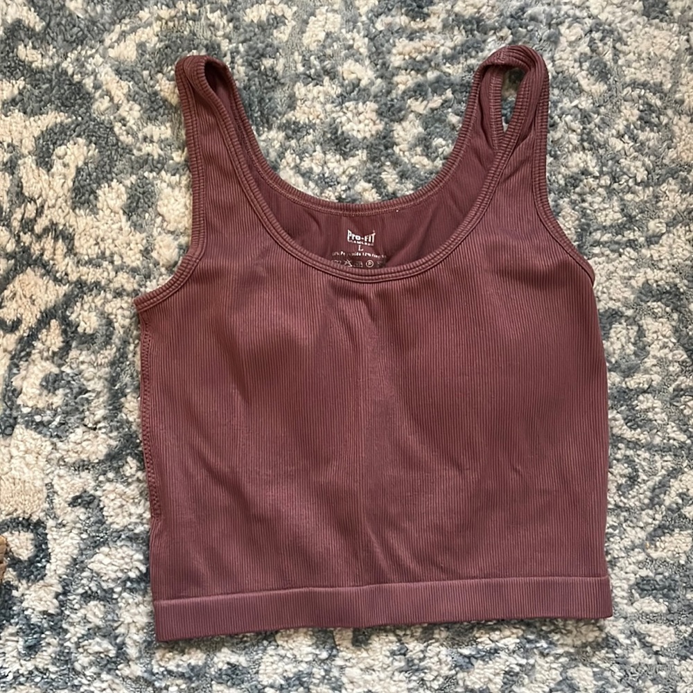 Maroon Ribbed Cropped Tank